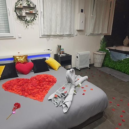 Suite Jacuzzi Privatif Plage Des Catalans Marsylia Zewnętrze zdjęcie