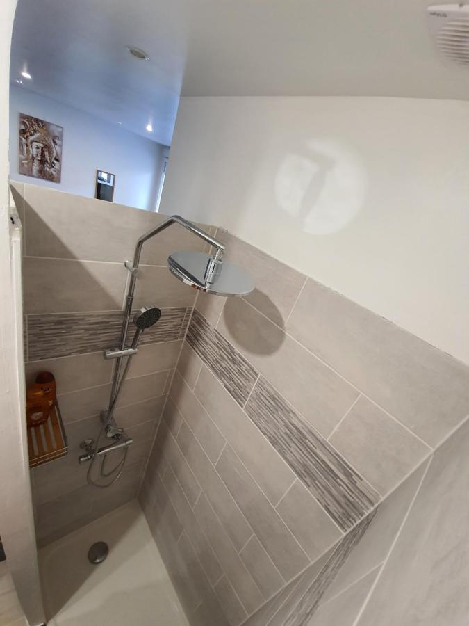 Suite Jacuzzi Privatif Plage Des Catalans Marsylia Zewnętrze zdjęcie
